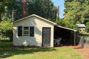 405 S Broad St, Robersonville, NC 27871 - Photo 15