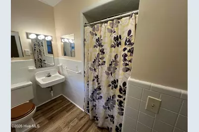 915 Greenville Boulevard SE, Greenville, NC 27834 - Photo 25
