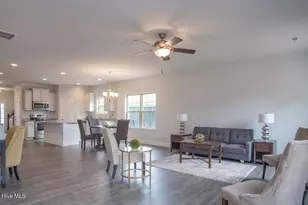116 Birdsong Dr, Wallace, NC 28466 - Photo 7