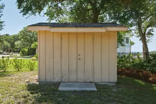 5104 Bogue Sound Dr, Emerald Isle, NC 28594 - Photo 45