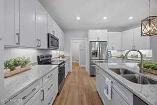 107 Devonshire Ave W, Seven Lakes, NC 27376 - Photo 9