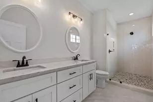 656 Fishermans Point, Newport, NC 28570 - Photo 31