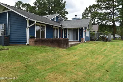 643 Castleberry Court, Vass, NC 28394 - Photo 3