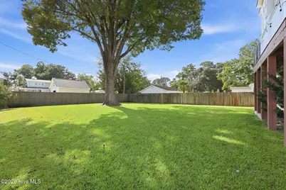 1601 River Drive, New Bern, NC 28560 - Photo 11