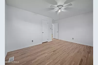 1011 Daniel Place, Jacksonville, NC 28540 - Photo 15