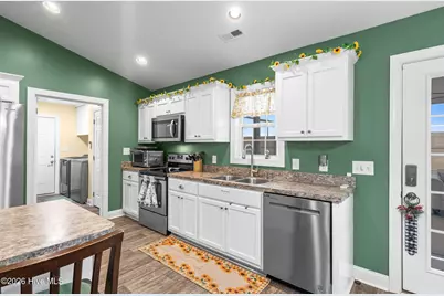 905 Futrell Street, Loris, SC 29569 - Photo 11