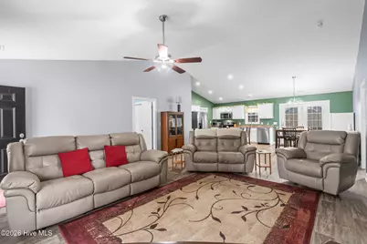 905 Futrell Street, Loris, SC 29569 - Photo 9