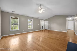 529 Blackberry Ct, Hubert, NC 28539 - Photo 3
