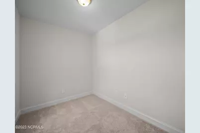 247 Verrazzano Lane, Jacksonville, NC 28546 - Photo 13