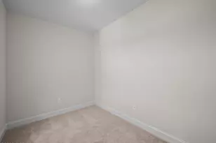 247 Verrazzano Ln, Jacksonville, NC 28546 - Photo 13