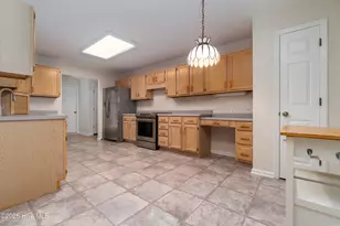 220 Phillips Dr, Arapahoe, NC 28510 - Photo 11