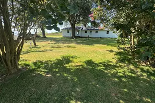 133 Ferryview Ln, Knotts Island, NC 27950 - Photo 5