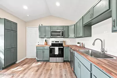 707 Windy Trail, Newport, NC 28570 - Photo 3