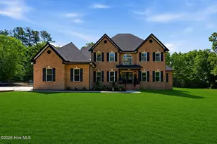 320 Willow Oak Ct, Cameron, NC 28326 - Photo 1