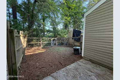 432 Myrtlewood Circle, Jacksonville, NC 28546 - Photo 13
