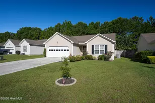 110 Belvedere Dr, Holly Ridge, NC 28445 - Photo 9