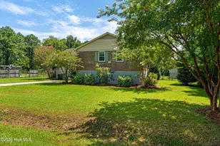 109 Pleasant Dr, Beaufort, NC 28516 - Photo 45
