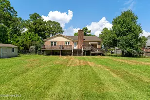 109 Pleasant Dr, Beaufort, NC 28516 - Photo 37