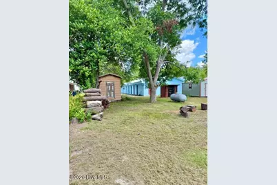 207 E Swanzy Street, Elizabethtown, NC 28337 - Photo 17