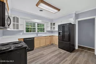 505 N 25th St, Wilmington, NC 28405 - Photo 13
