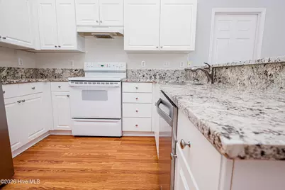 118 Monterey Circle, New Bern, NC 28562 - Photo 5