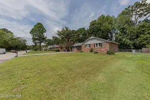 102 Lionel Ave, Jacksonville, NC 28540 - Photo 3