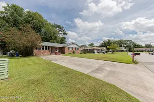 102 Lionel Ave, Jacksonville, NC 28540 - Photo 3