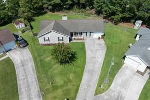 405 Chaps Ct, Jacksonville, NC 28546 - Photo 45