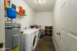 405 Chaps Ct, Jacksonville, NC 28546 - Photo 31