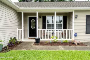 405 Chaps Ct, Jacksonville, NC 28546 - Photo 7