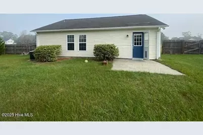 8547 Heirloom Drive NE, Leland, NC 28451 - Photo 17