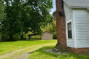 305 Pinehurst Ave, Carthage, NC 28327 - Photo 3