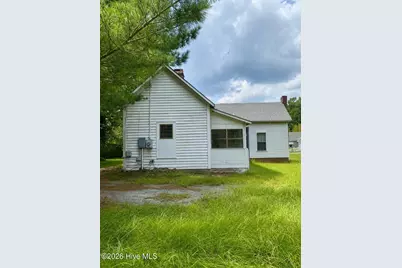 305 Pinehurst Avenue, Carthage, NC 28327 - Photo 3