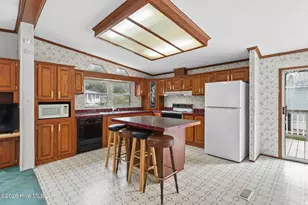 206 Live Oak Dr, Sunset Beach, NC 28468 - Photo 9
