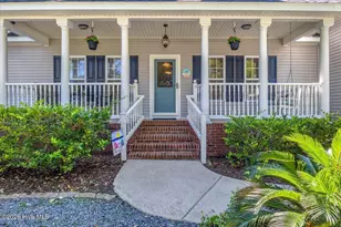 102 SW 22nd St, Oak Island, NC 28465 - Photo 3