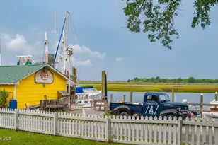 1107 N Caswell Ave, Southport, NC 28461 - Photo 65