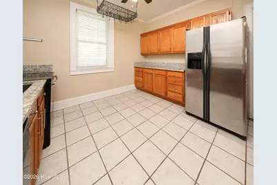 506 W Church Street, Elizabeth City, NC 27909 - Photo 21