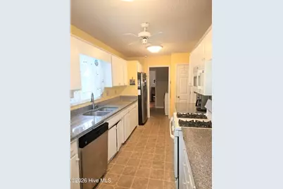 111 Canebrake Drive, New Bern, NC 28562 - Photo 13