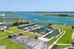 650 Cedar Point Blvd, Cedar Point, NC 28584 - Photo 43