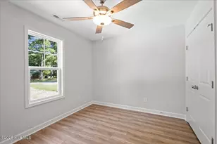 314 E Howard St, Roseboro, NC 28382 - Photo 23