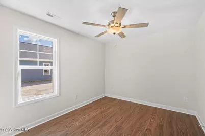 312 E Howard Street, Roseboro, NC 28382 - Photo 21