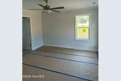 312 E Howard Street, Roseboro, NC 28382 - Photo 5