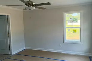 312 E Howard St, Roseboro, NC 28382 - Photo 5