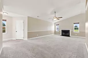 404 S Grazing Ct, Sneads Ferry, NC 28460 - Photo 5