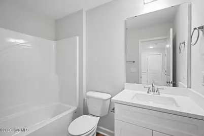 310 E Howard Street, Roseboro, NC 28382 - Photo 27