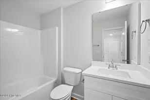 310 E Howard St, Roseboro, NC 28382 - Photo 27