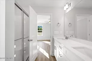 310 E Howard St, Roseboro, NC 28382 - Photo 21