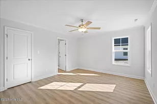 310 E Howard St, Roseboro, NC 28382 - Photo 17