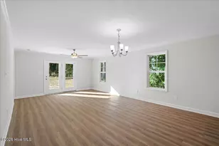 310 E Howard St, Roseboro, NC 28382 - Photo 13