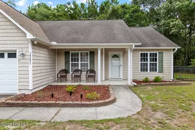 1731 Chadwick Shores Drive, Sneads Ferry, NC 28460 - Photo 3